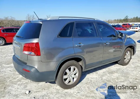 2013 Kia Sorento Lx z USA, uszkodzony, nr VIN 5XYKT3A64DG359467